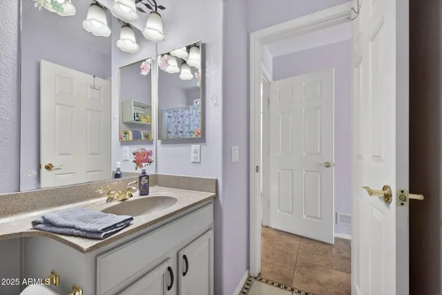 $2,000 | 1831 East Lindrick Drive, Chandler, AZ 85249