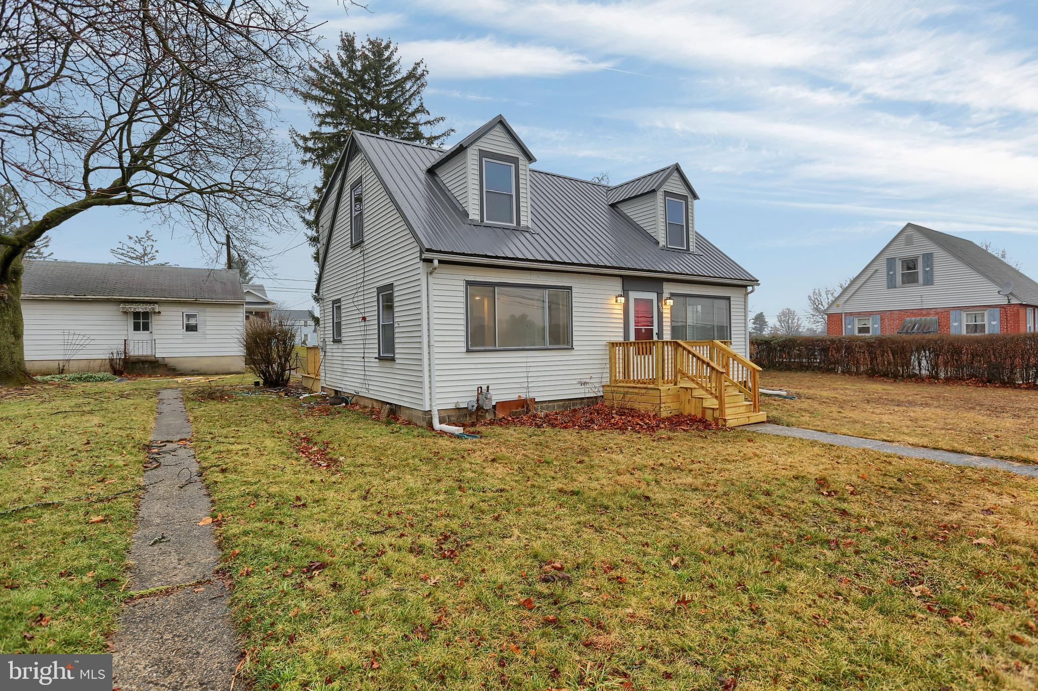 96 South Houcks Road Harrisburg, PA 17109 - Photo 2 of 41 Gallery Image 2