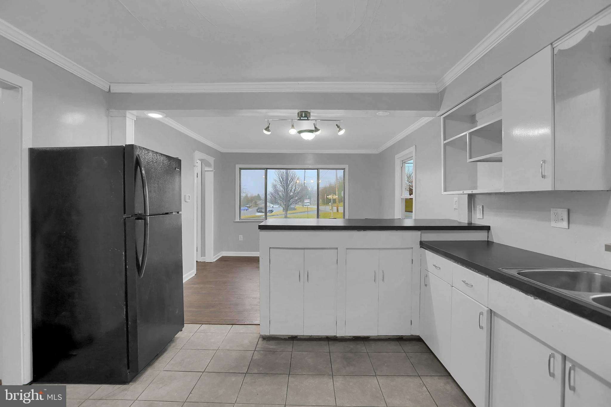 96 South Houcks Road Harrisburg, PA 17109 - Photo 19 of 41 Gallery Image 19