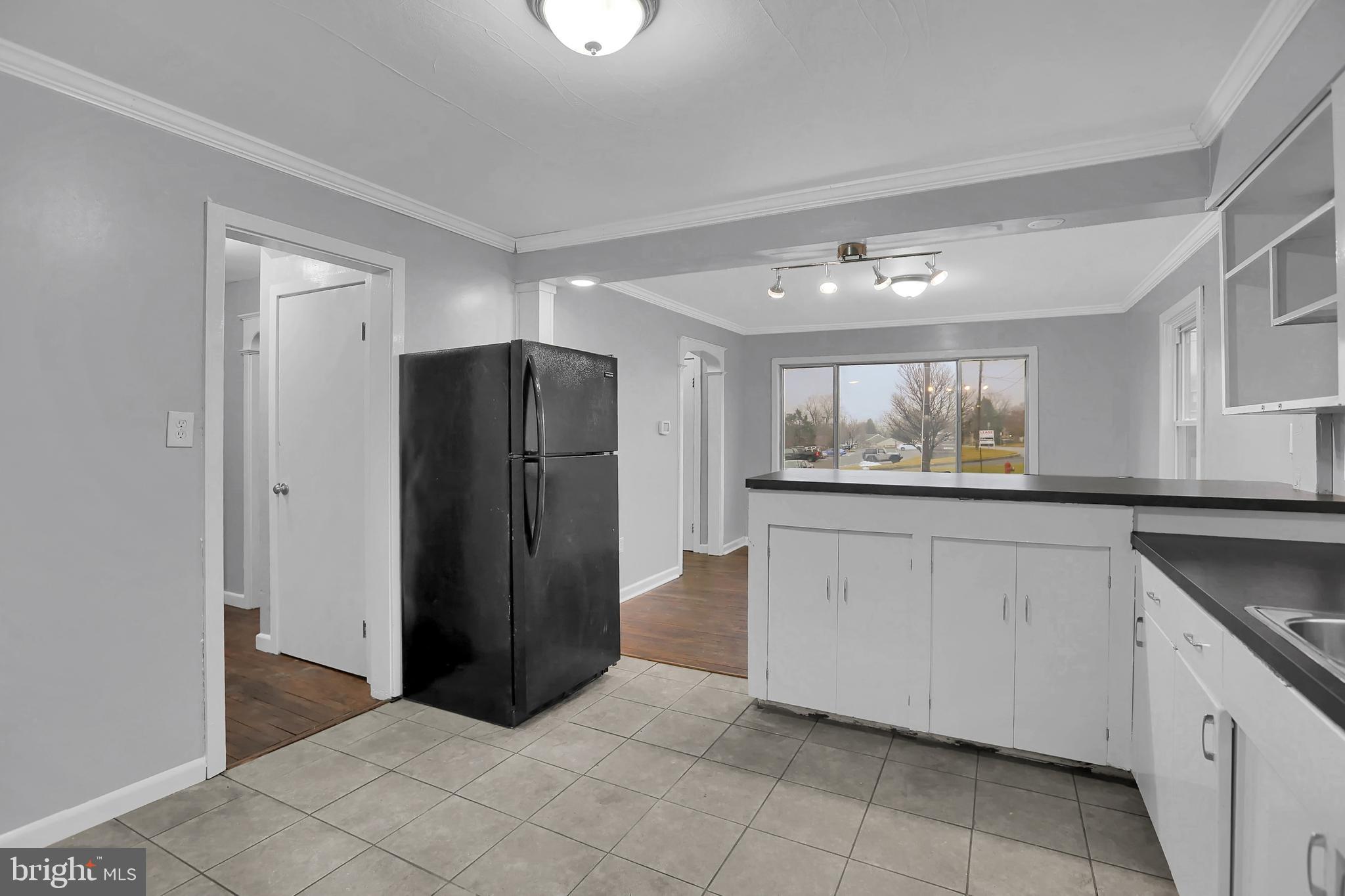 96 South Houcks Road Harrisburg, PA 17109 - Photo 20 of 41 Gallery Image 20