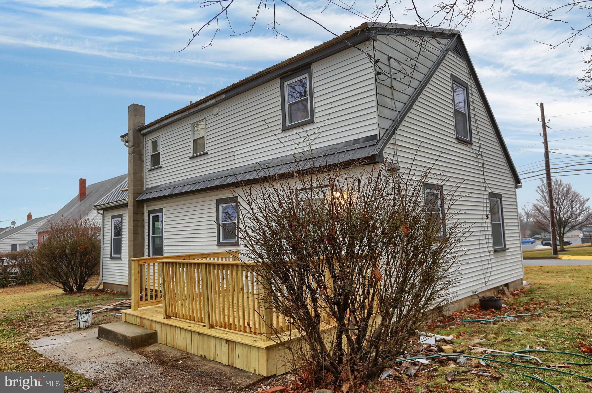 96 South Houcks Road Harrisburg, PA 17109 - Photo 4 of 41 Gallery Image 4