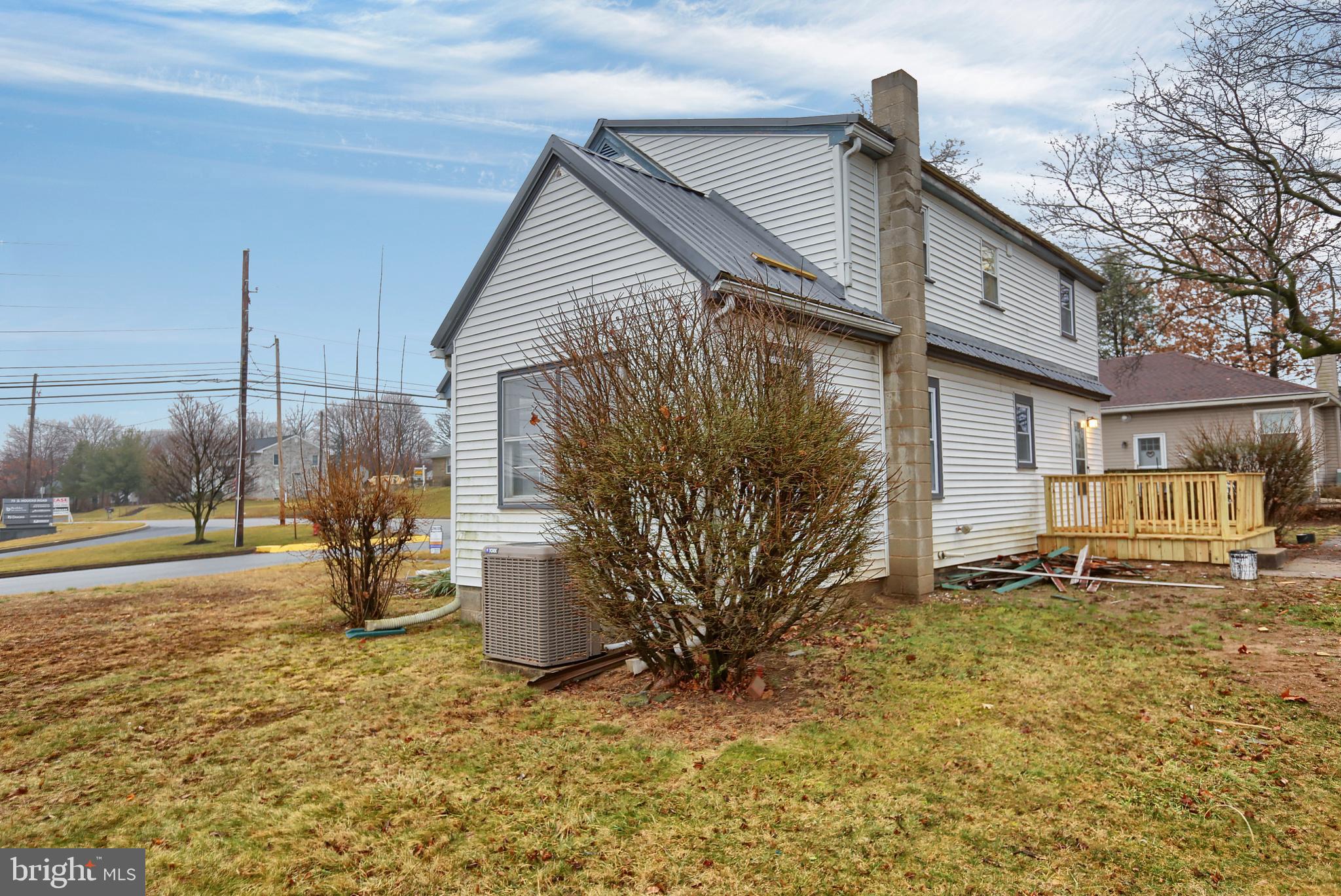 96 South Houcks Road Harrisburg, PA 17109 - Photo 5 of 41 Gallery Image 5