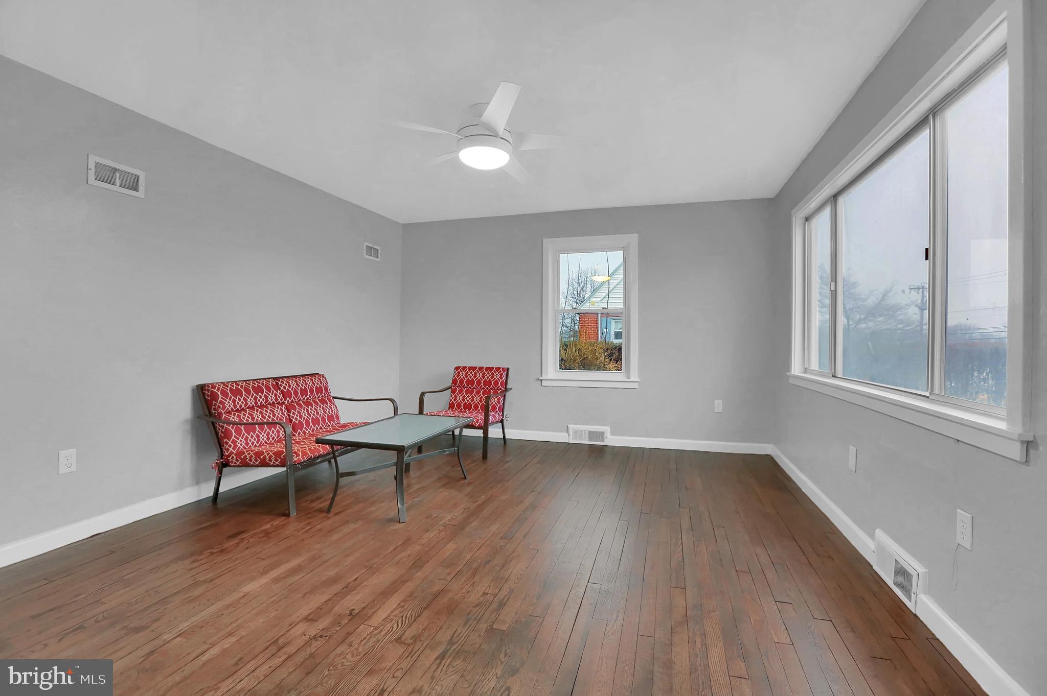 96 South Houcks Road Harrisburg, PA 17109 - Photo 6 of 41 Gallery Image 6