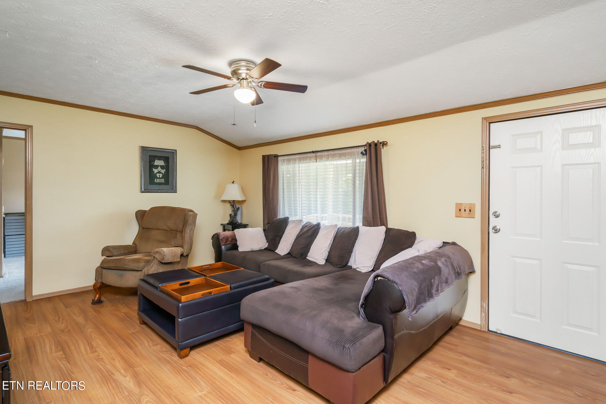 304 Comb Ridge Road Maynardville, TN 37807 - Photo 16 of 57 Living Room (3)