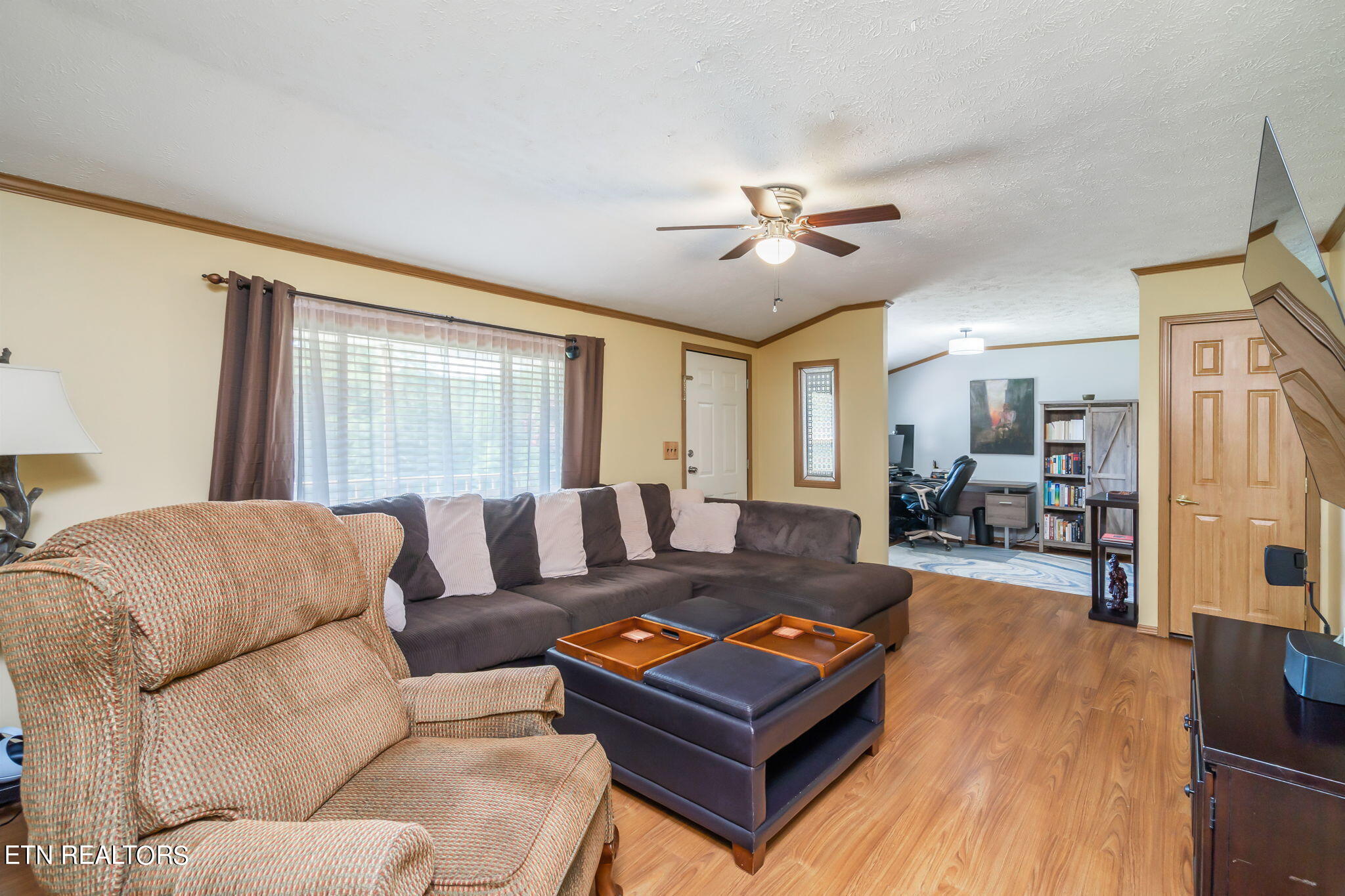 304 Comb Ridge Road Maynardville, TN 37807 - Photo 17 of 57 Living Room (4)
