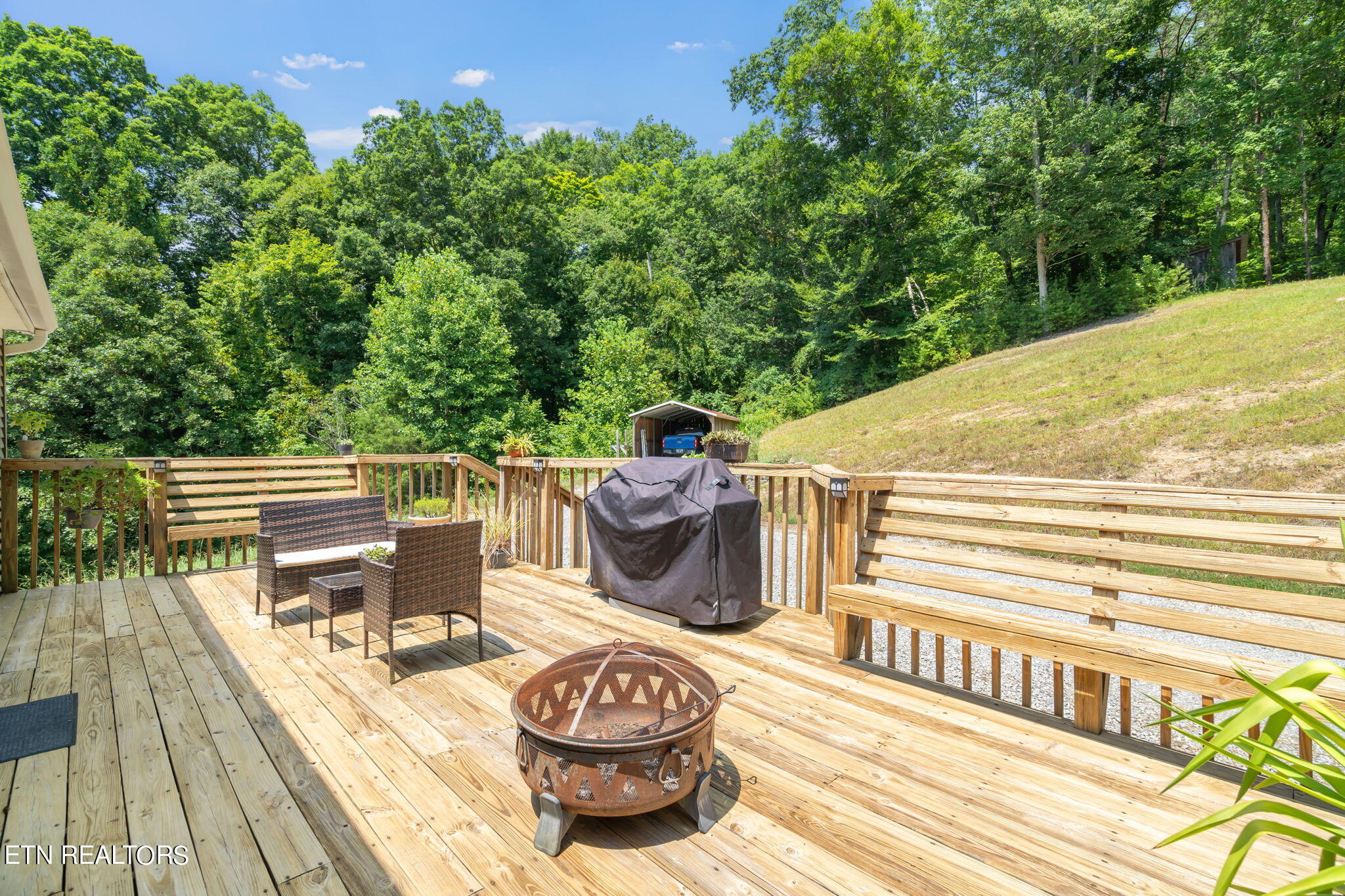 304 Comb Ridge Road Maynardville, TN 37807 - Photo 39 of 57 Back Deck (3)