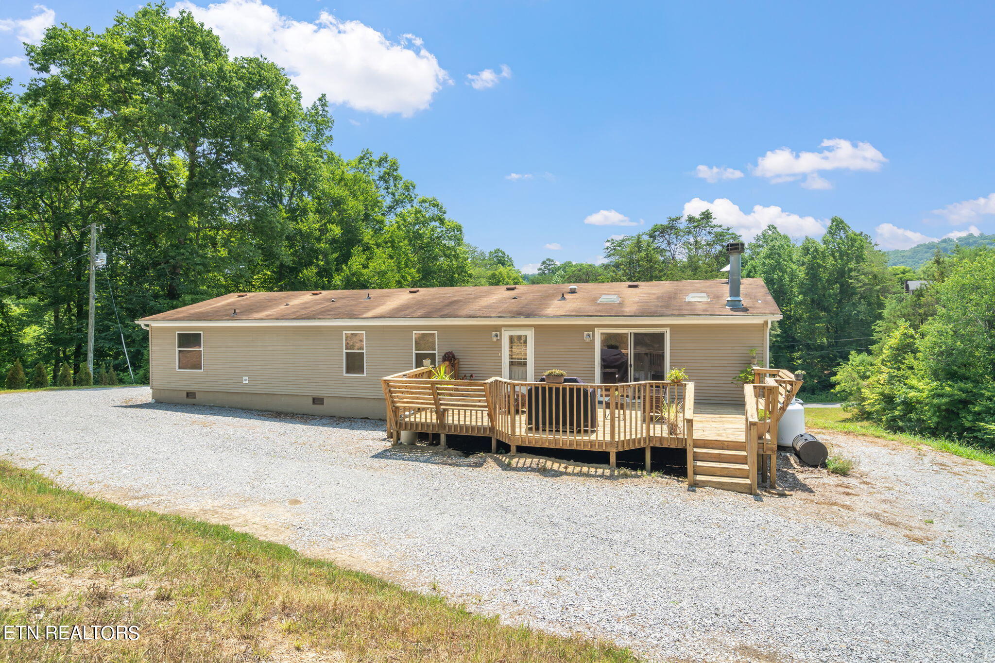 304 Comb Ridge Road Maynardville, TN 37807 - Photo 40 of 57 Back of House (1)
