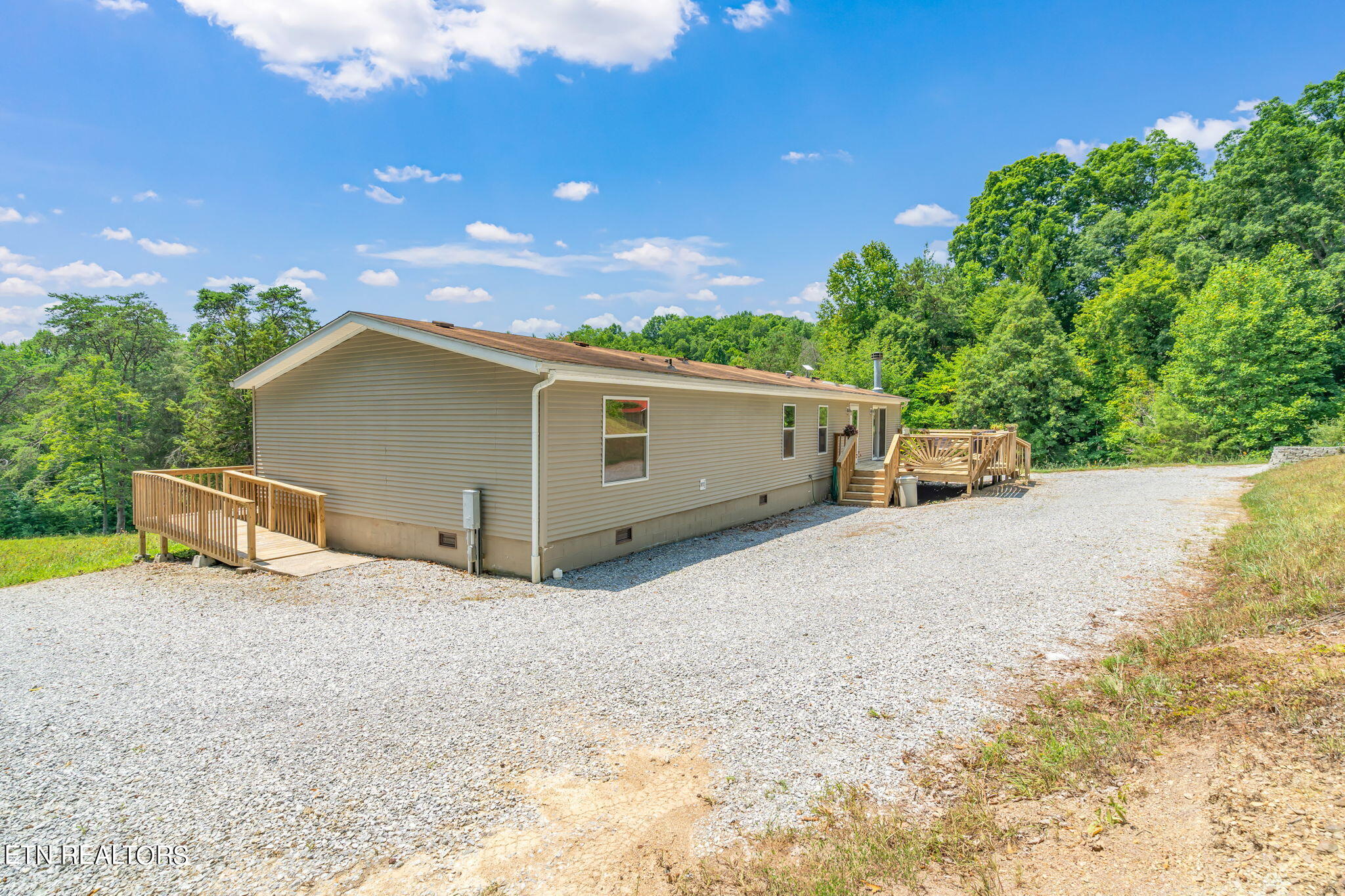 304 Comb Ridge Road Maynardville, TN 37807 - Photo 43 of 57 Back of House (4)