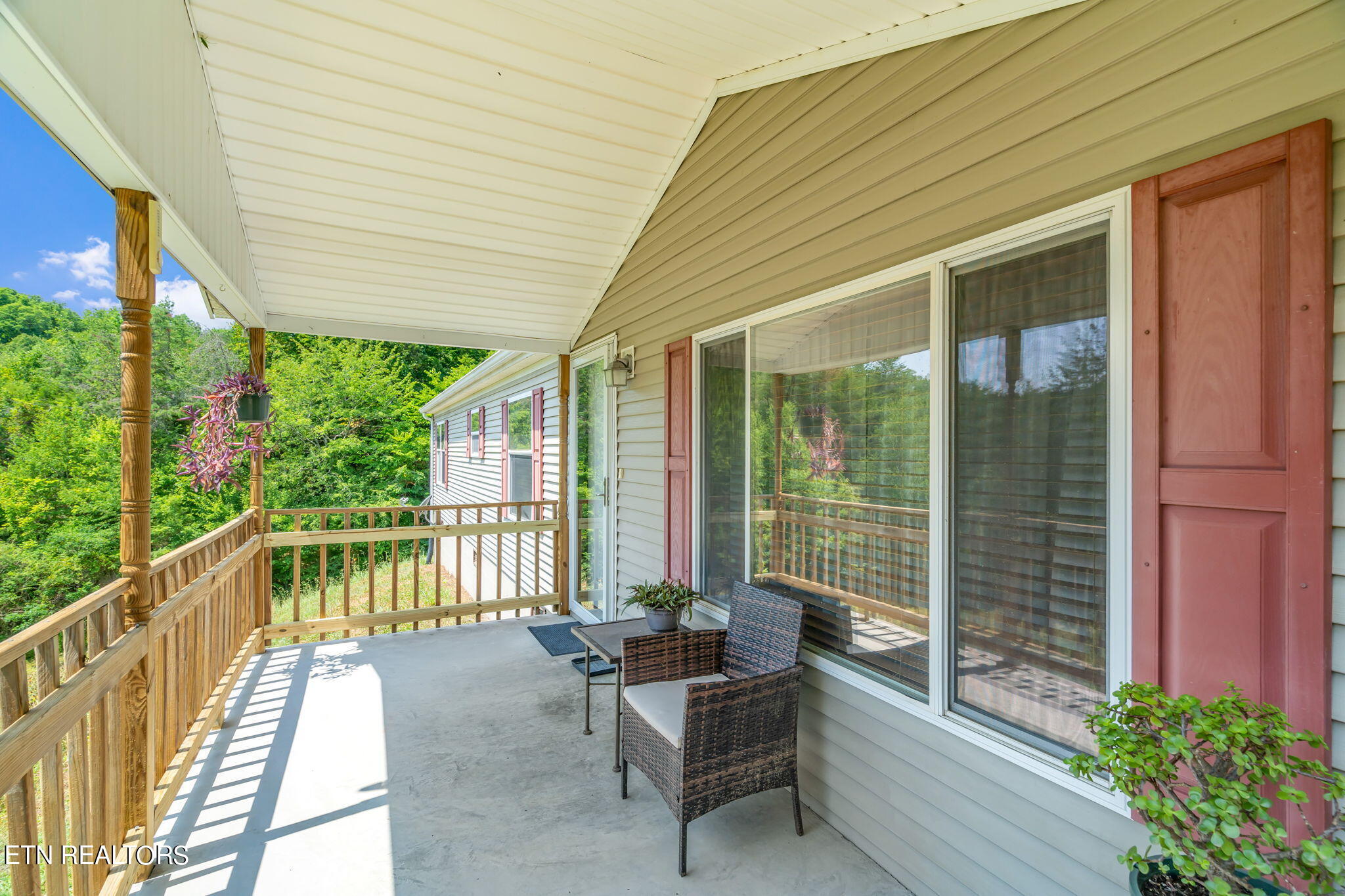 304 Comb Ridge Road Maynardville, TN 37807 - Photo 8 of 57 Front of Property (1)