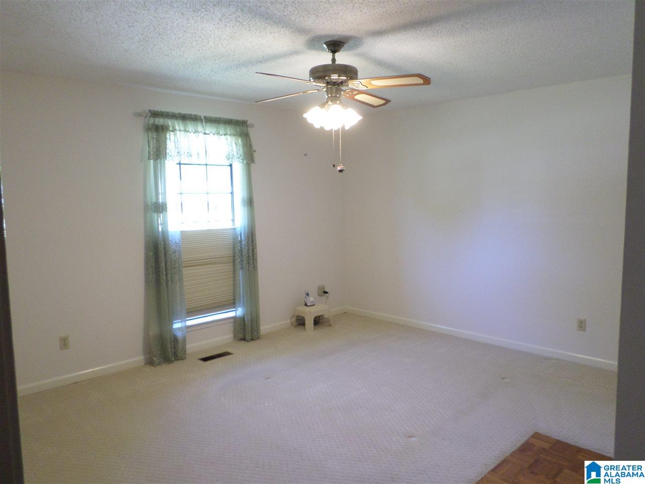 1527 Tropical Lane Alabaster, AL 35007 - Photo 10 of 24
