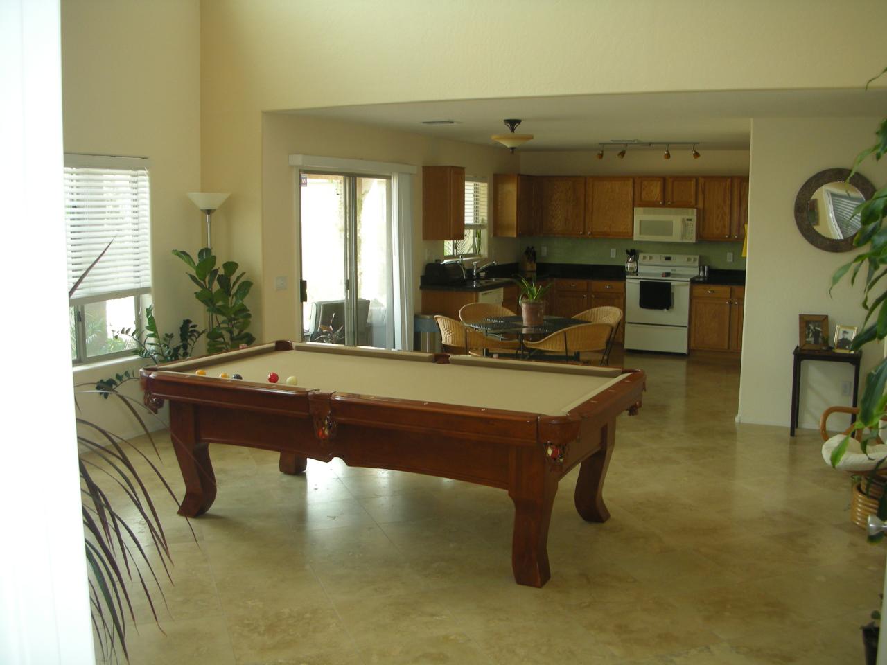 1714 East Harwell Road Phoenix, AZ 85042 - Photo 8 of 27 Great Room and Kitchen
