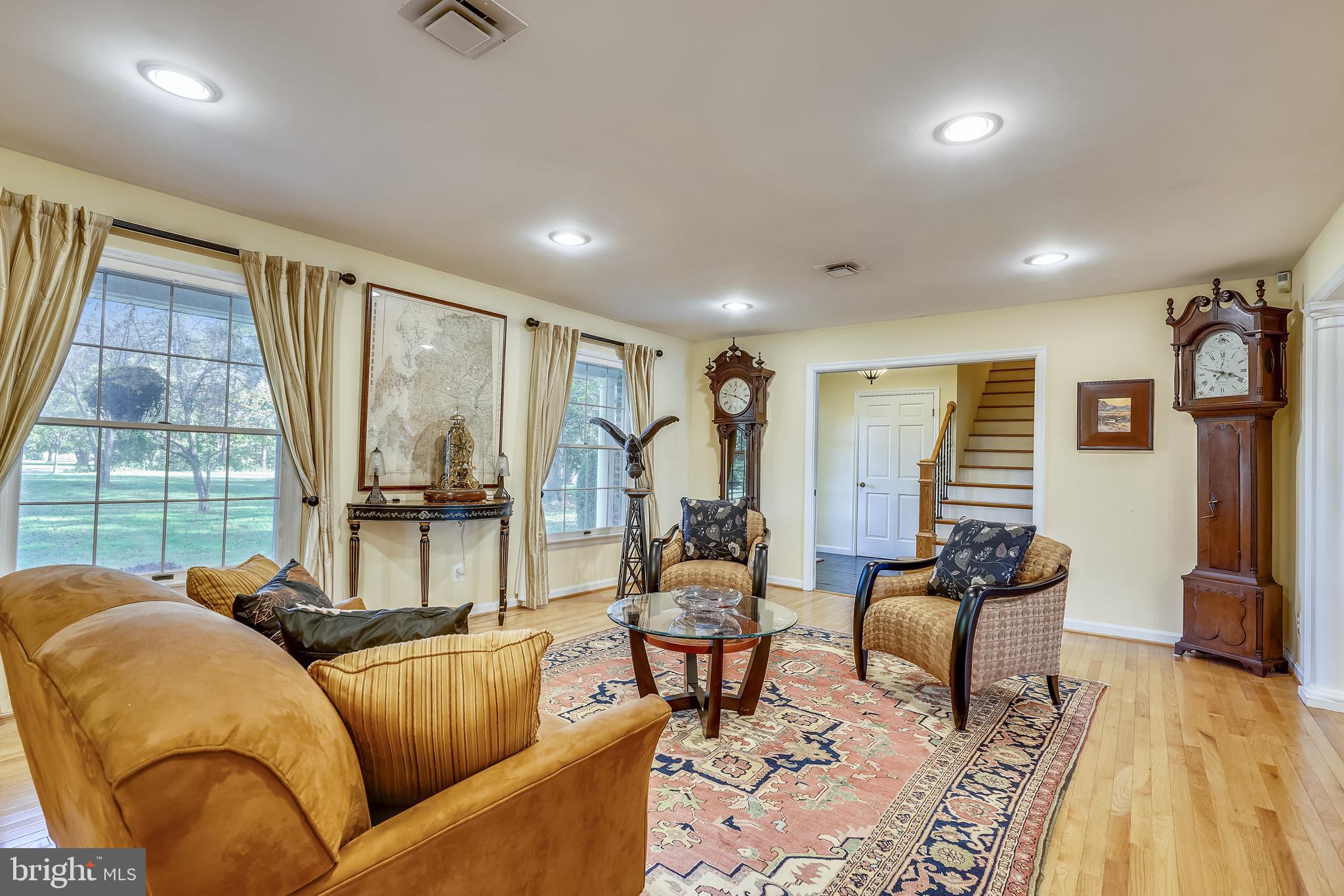 2520 Bennett Point Road Queenstown, MD 21658 - Photo 20 of 51 Light-Filled Living Room . Hardwood Floors