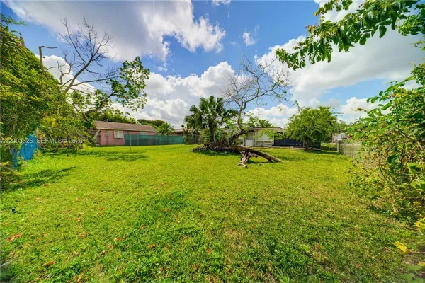 $2,500 | 173 Northwest 18th Street, Unit 1, Homestead, FL 33030