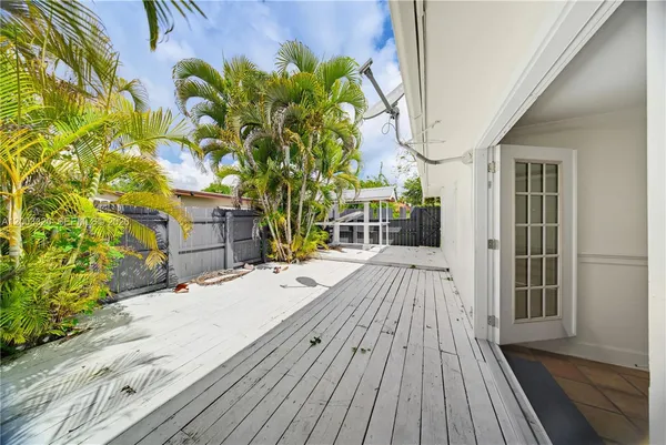 $2,500 | 173 Northwest 18th Street, Unit 1, Homestead, FL 33030