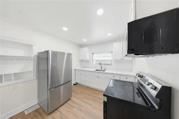 $2,500 | 173 Northwest 18th Street, Unit 1, Homestead, FL 33030