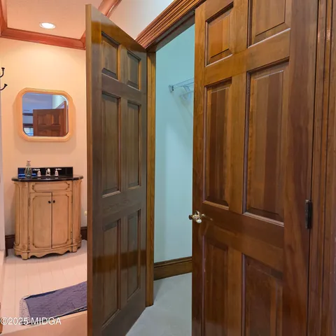 a view of walk in closet