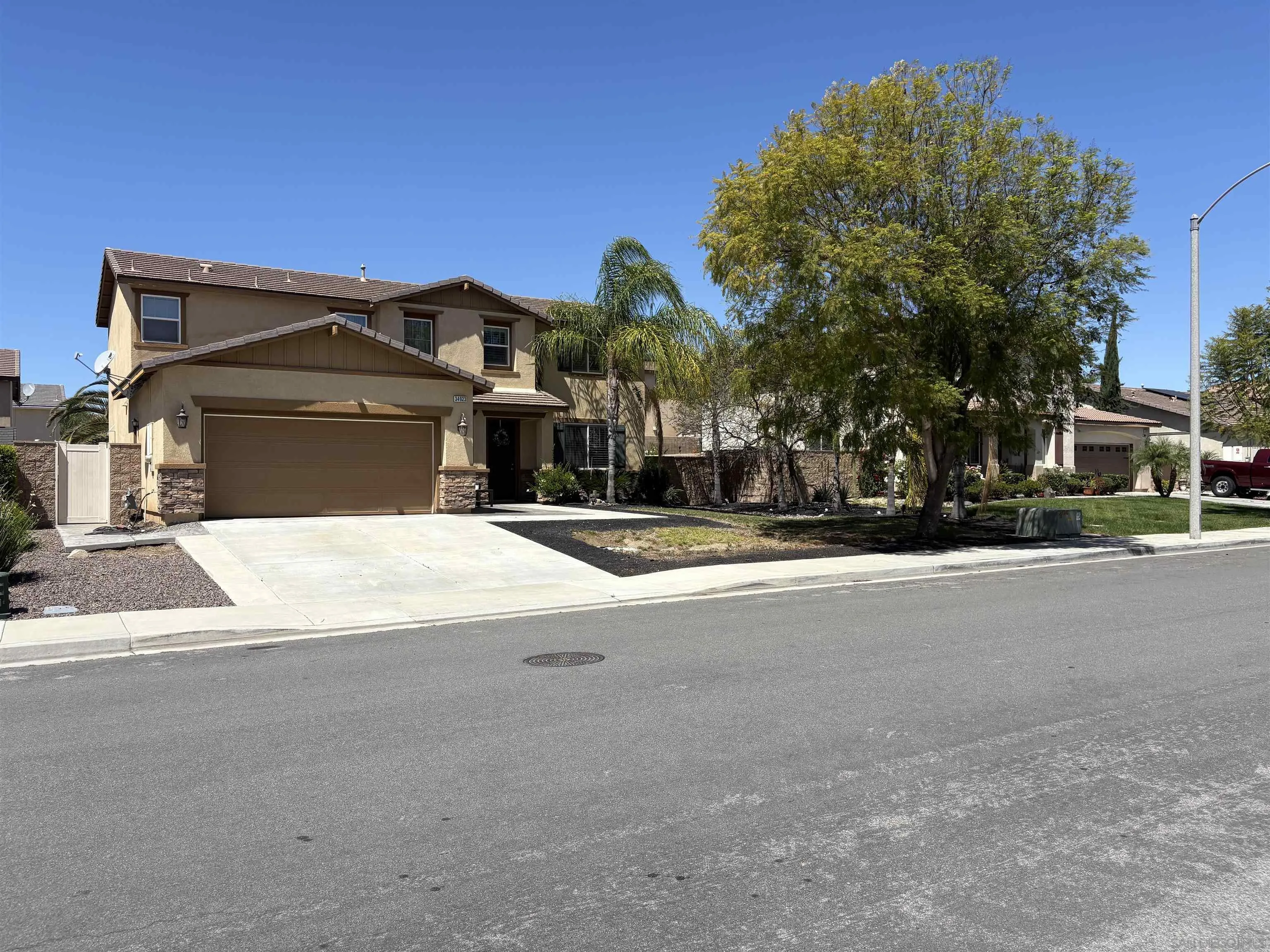34923 Kooden Road Winchester, CA 92596 - Photo 3 of 39