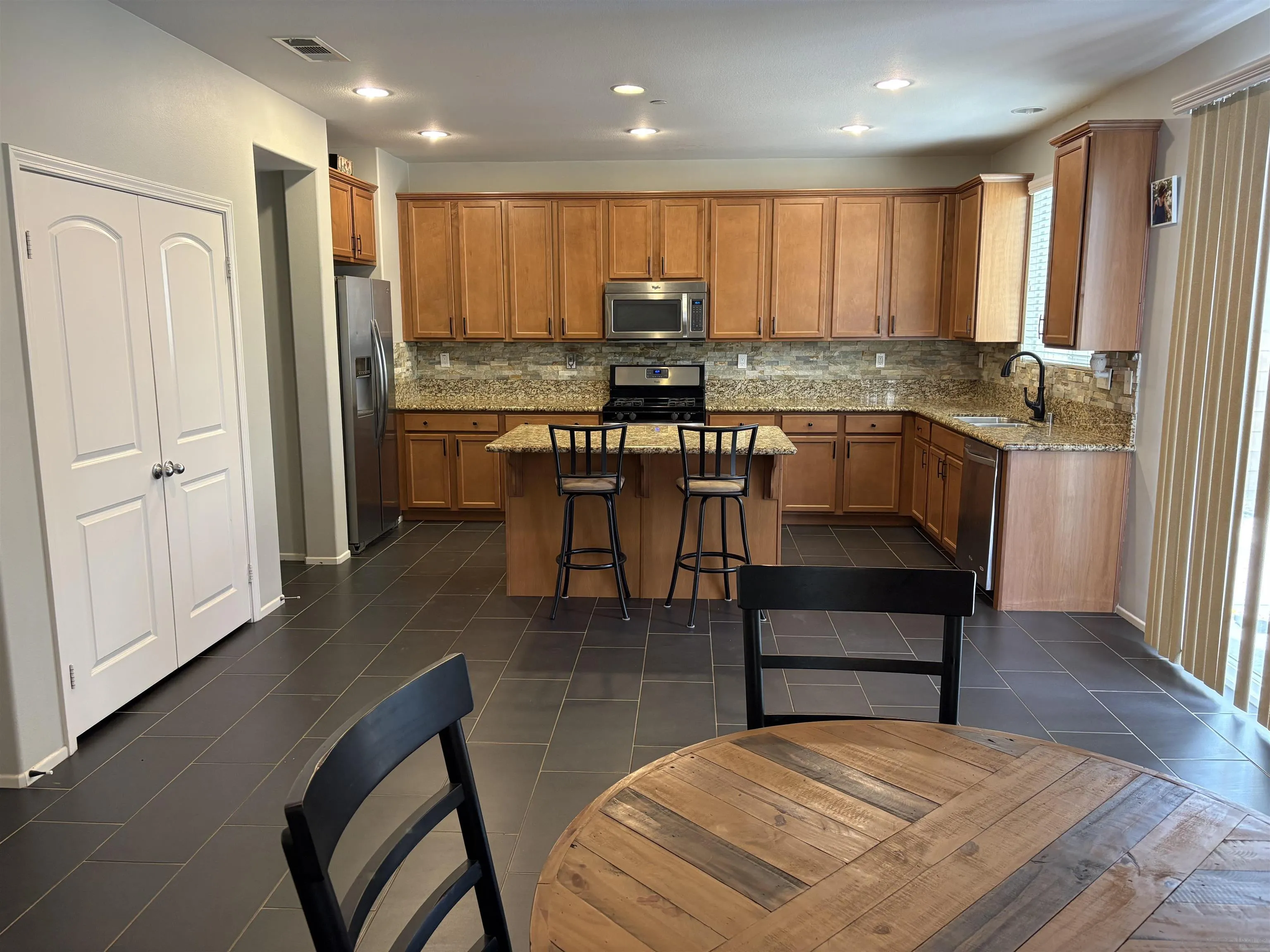 34923 Kooden Road Winchester, CA 92596 - Photo 4 of 32