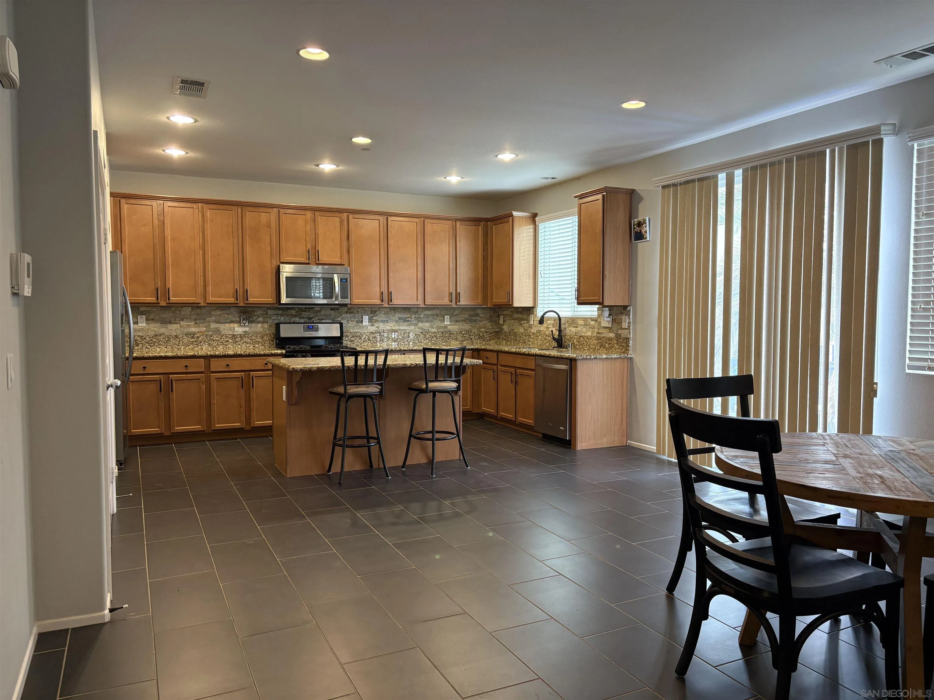 34923 Kooden Road Winchester, CA 92596 - Photo 8 of 39