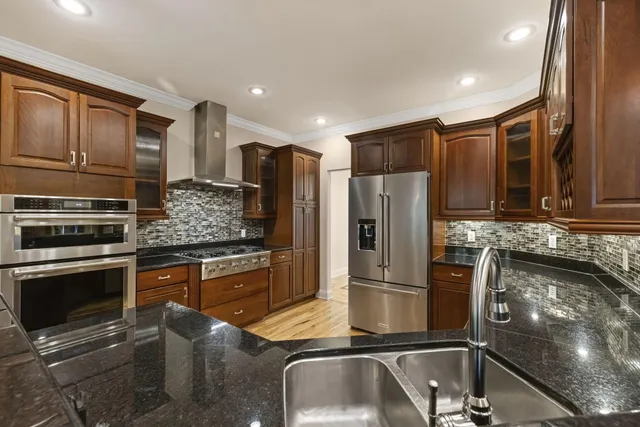 $1,200,000 | 5650 Lily Lane, Sawyer, MI 49125