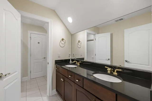 $1,200,000 | 5650 Lily Lane, Sawyer, MI 49125