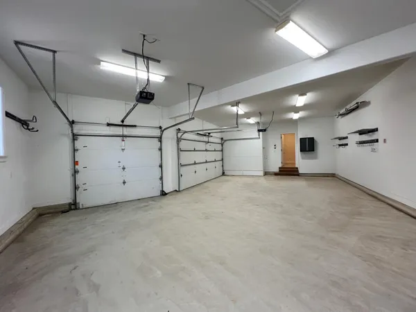 $1,100,000 | 5650 Lily Lane, Sawyer, MI 49125