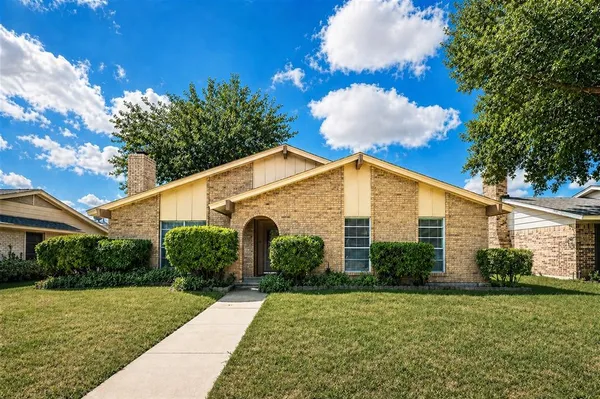 $1,950 | 5305 Meadowside Drive, Garland, TX 75043