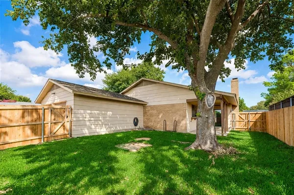 $1,950 | 5305 Meadowside Drive, Garland, TX 75043
