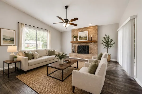 $1,950 | 5305 Meadowside Drive, Garland, TX 75043