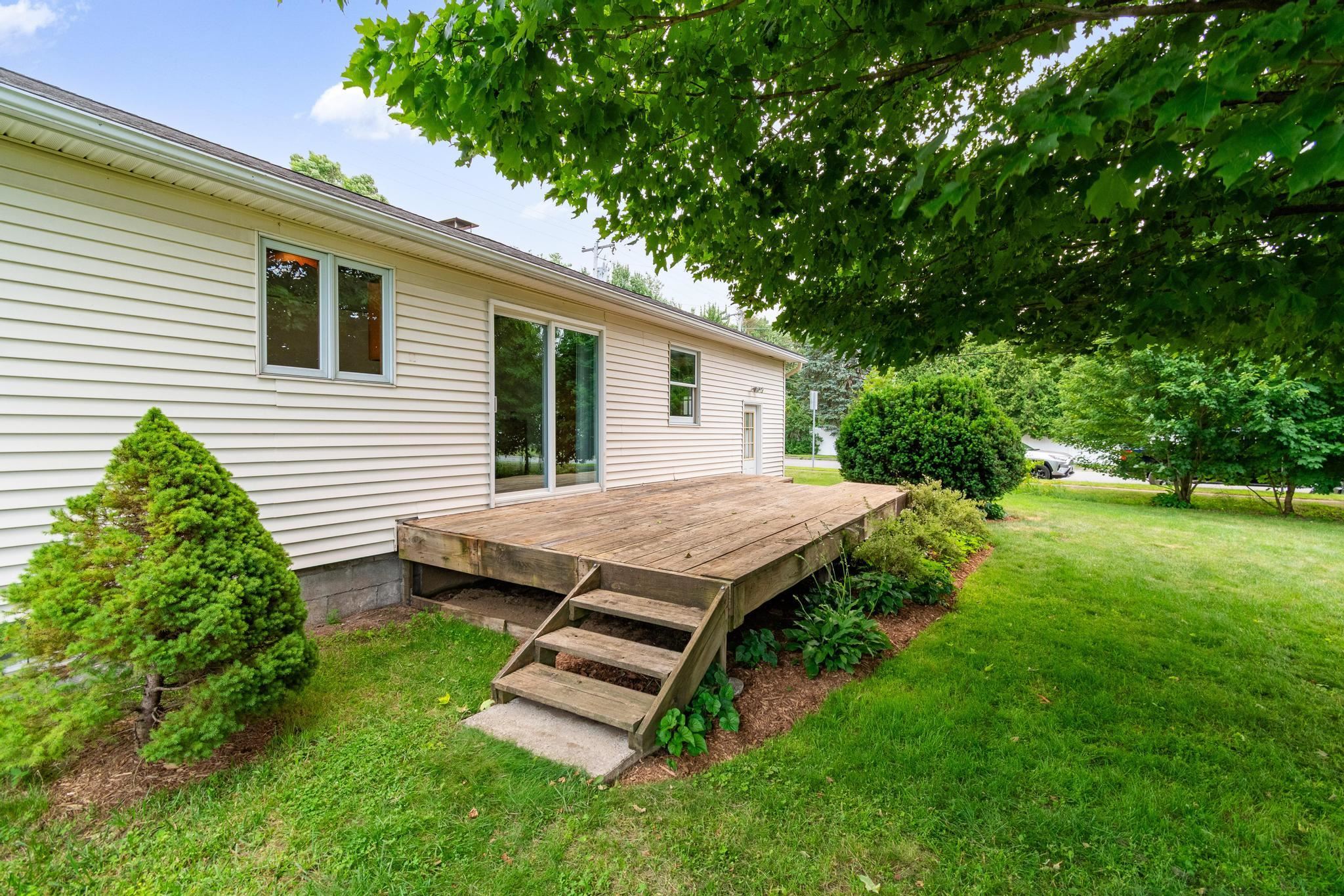 85 Jericho Road Essex, VT 05452 - Photo 34 of 45