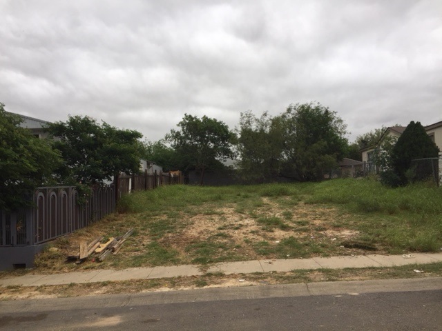 4807 Roque Loop Laredo, TX 78046 - Photo 1 of 6 Gallery Image 1