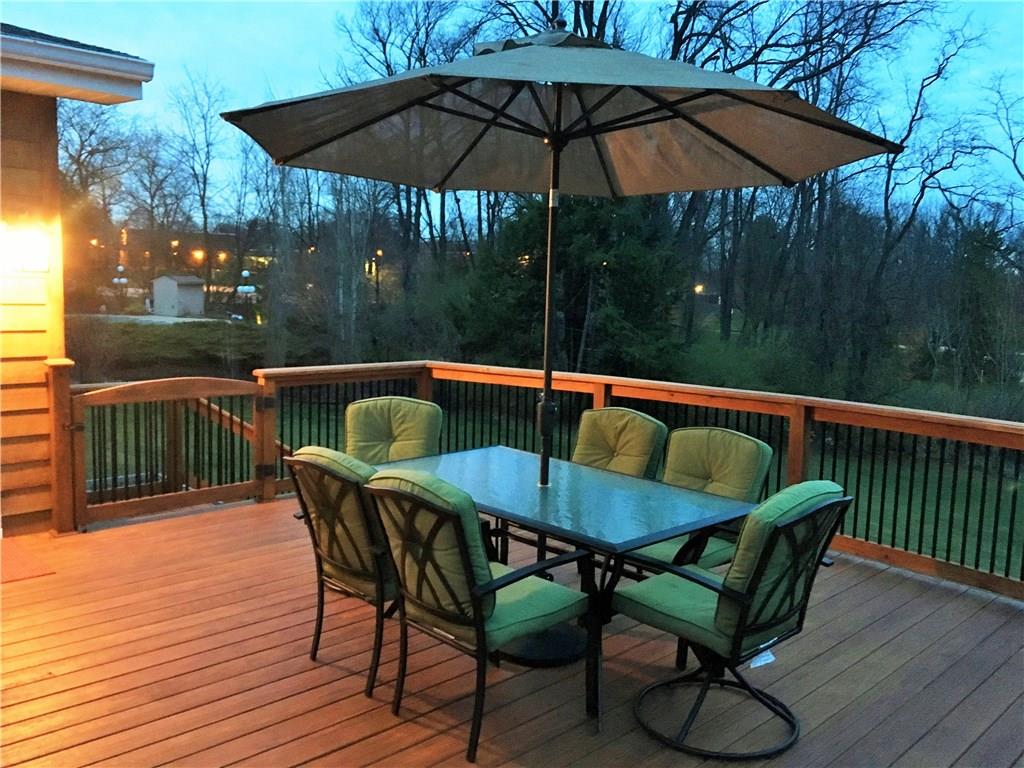 255 Johnston Road Upper St. Clair, PA 15241 - Photo 22 of 25 Deck
