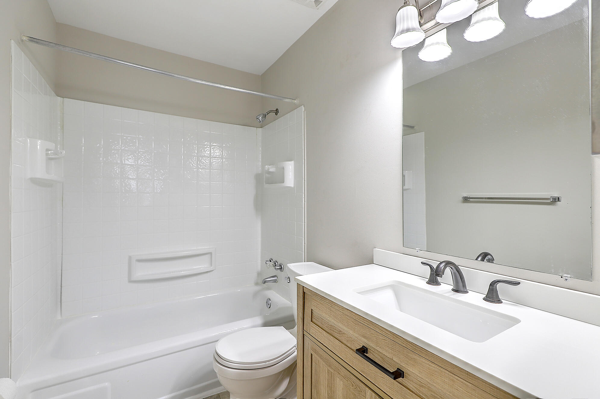 2362 Parsonage Road, Unit 2I Charleston, SC 29414 - Photo 15 of 32 IMG_0818_19_20_21_22_23_24