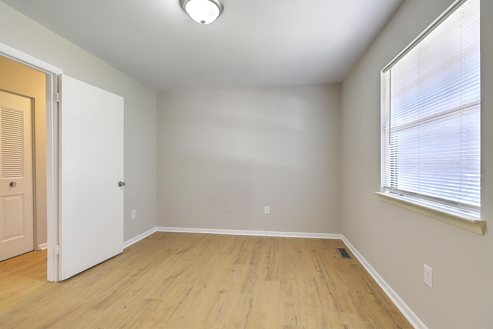 2362 Parsonage Road, Unit 2I Charleston, SC 29414 - Photo 17 of 32 IMG_0776_77_78_79_80_81_82