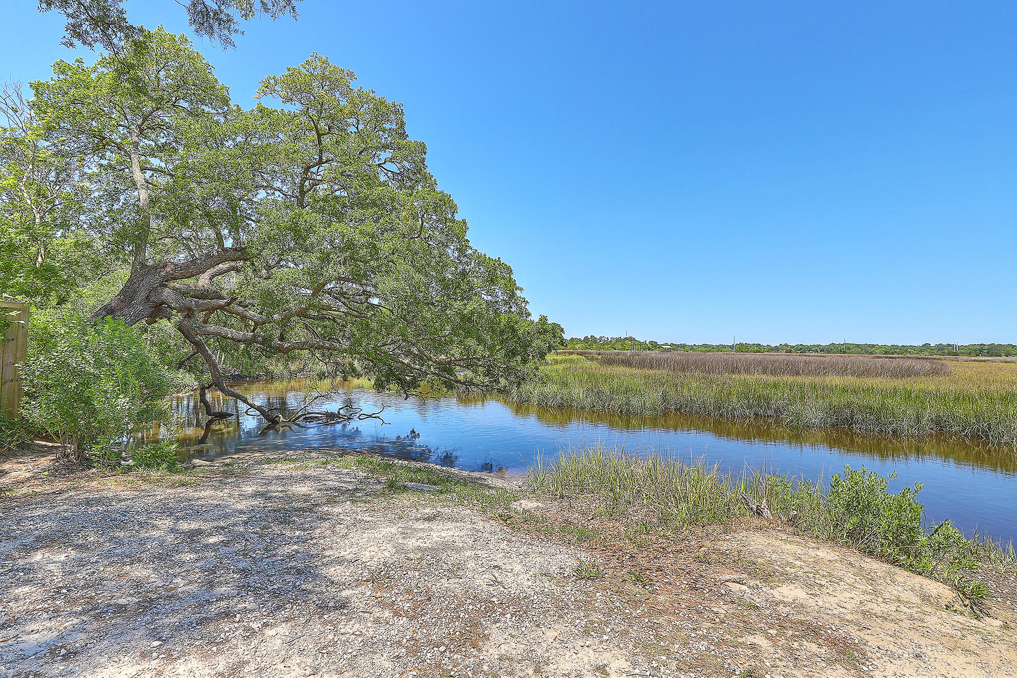 2362 Parsonage Road, Unit 2I Charleston, SC 29414 - Photo 4 of 32 IMG_0552_3_4_5_6_7_8