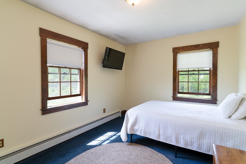 147 Oakham Road North Brookfield, MA 01535 - Photo 25 of 41