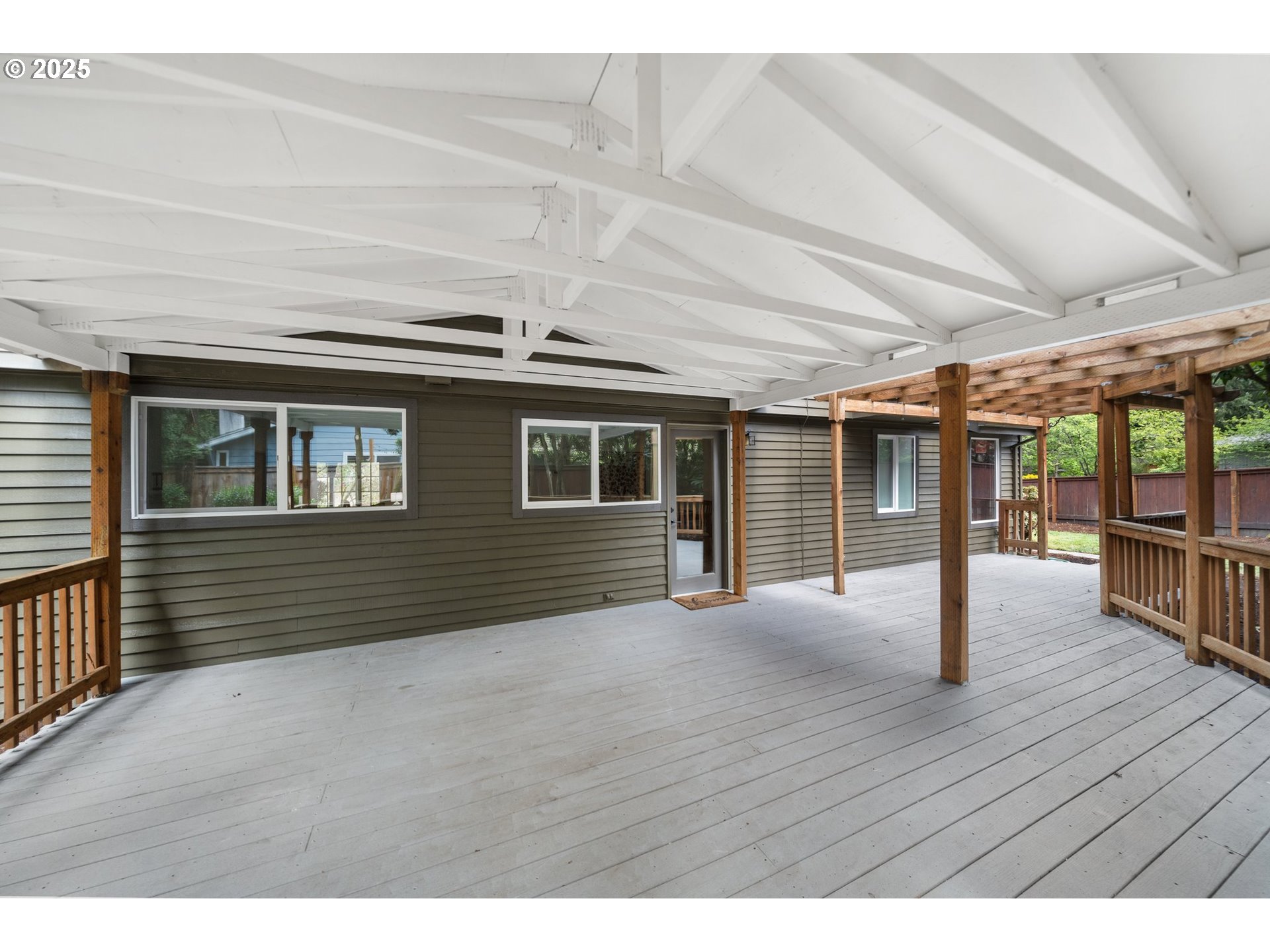 15040 Southwest Wheaton Lane Beaverton, OR 97007 - Photo 24 of 33