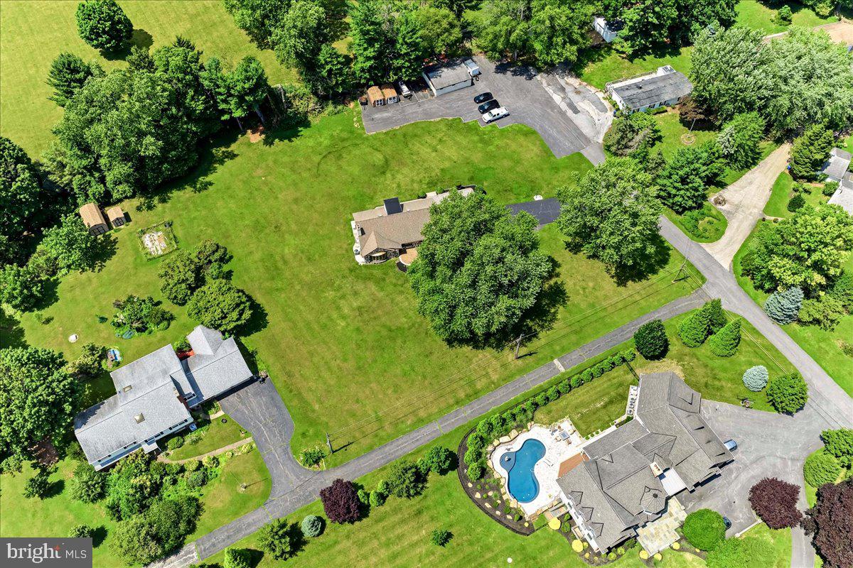 2732 Old Cedar Grove Road Broomall, PA 19008 - Photo 2 of 21