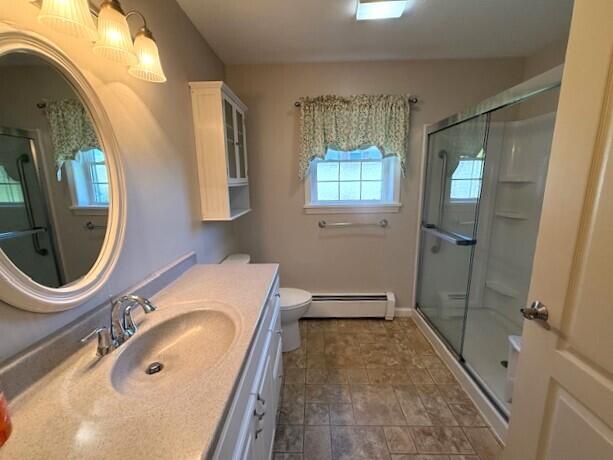 21 Cardinal Way, Unit 21 Winslow, ME 04901 - Photo 16 of 27 Full bath off the primary bedroom