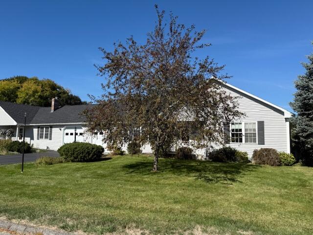 21 Cardinal Way, Unit 21 Winslow, ME 04901 - Photo 2 of 27 Front yard