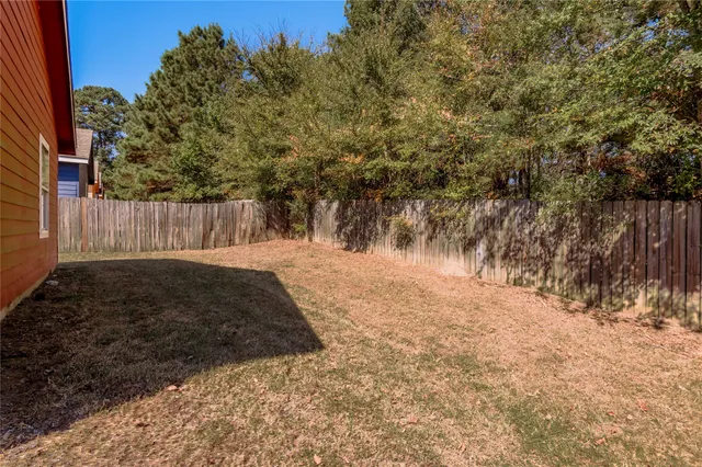 $1,600 | 112 Varsity Circle, Huntsville, TX 77340