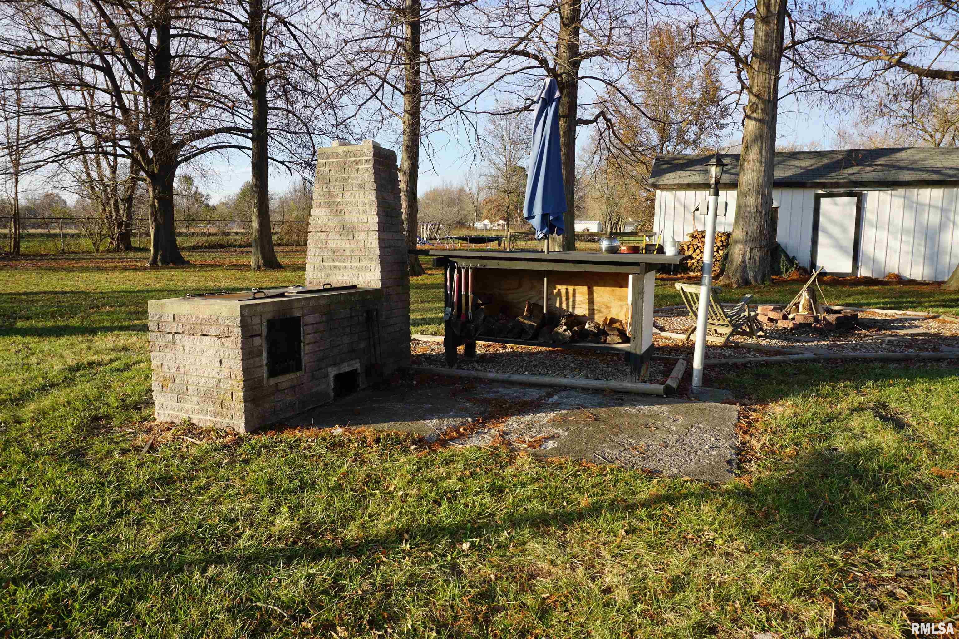 2645 South Broadway Salem, IL 62881 - Photo 3 of 22