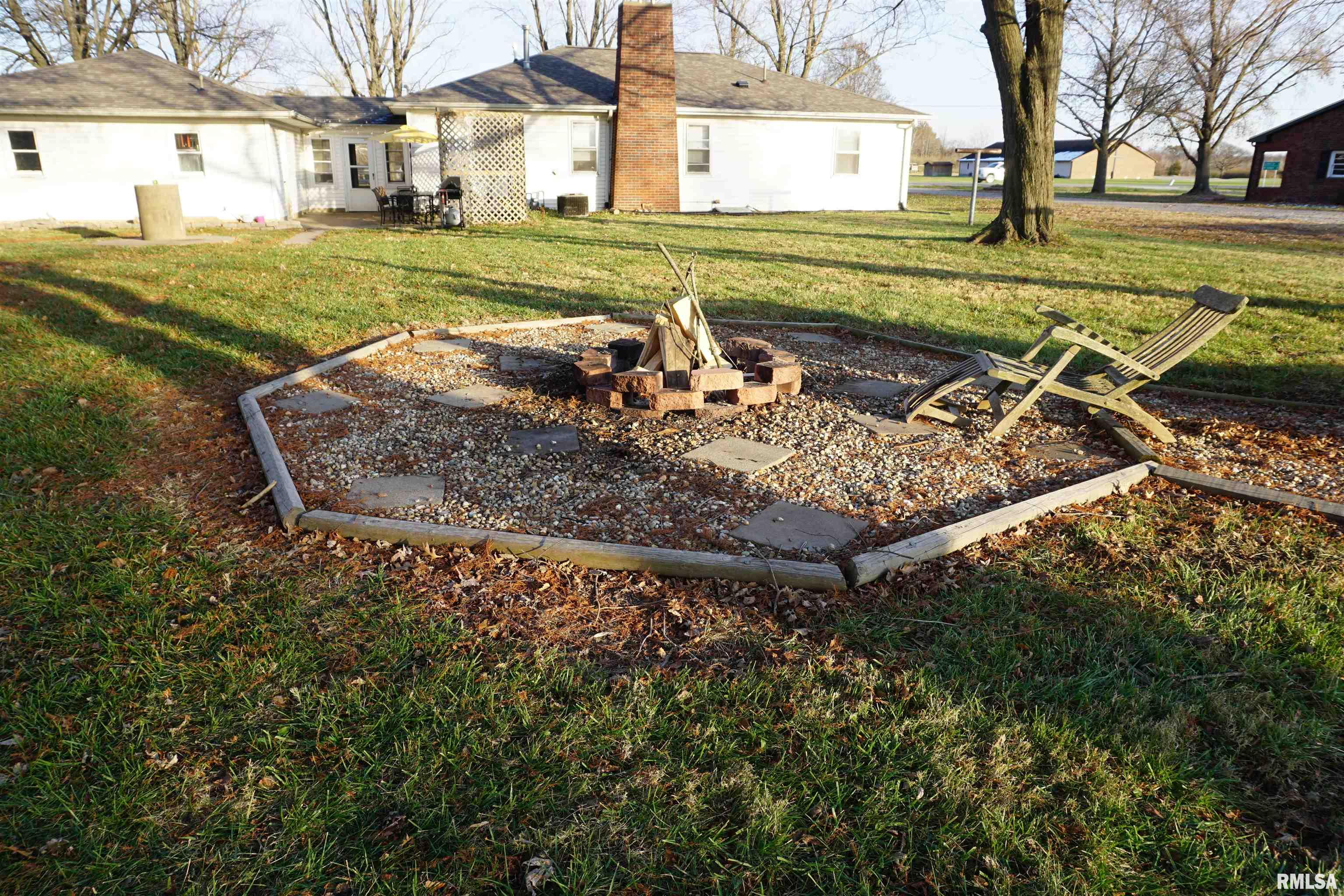 2645 South Broadway Salem, IL 62881 - Photo 4 of 22