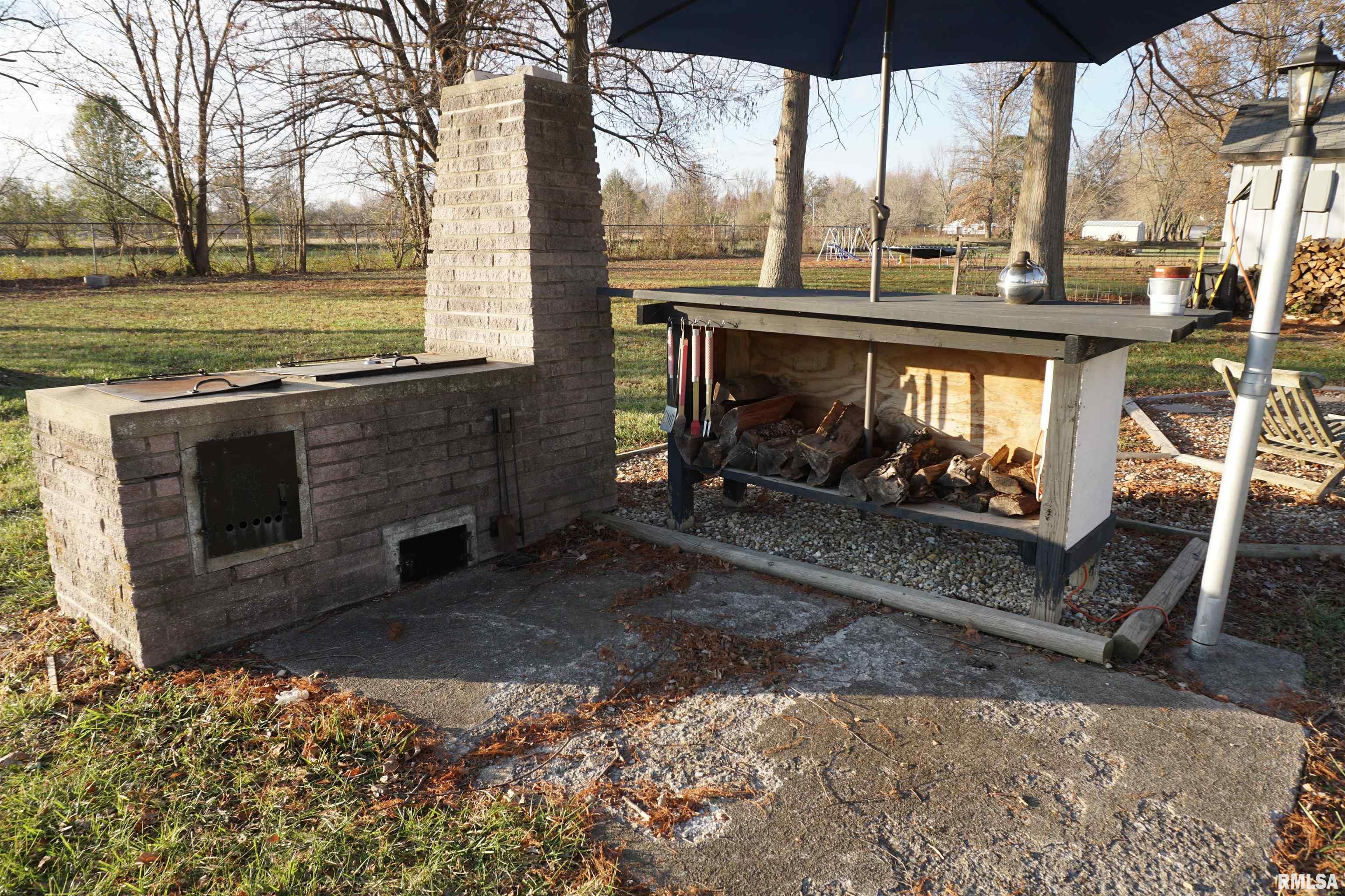 2645 South Broadway Salem, IL 62881 - Photo 6 of 22