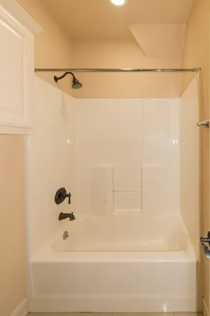 $3,500 | 7 Stonebrook Court, Beaumont, TX 77706