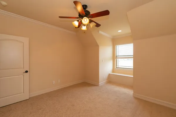 $3,500 | 7 Stonebrook Court, Beaumont, TX 77706
