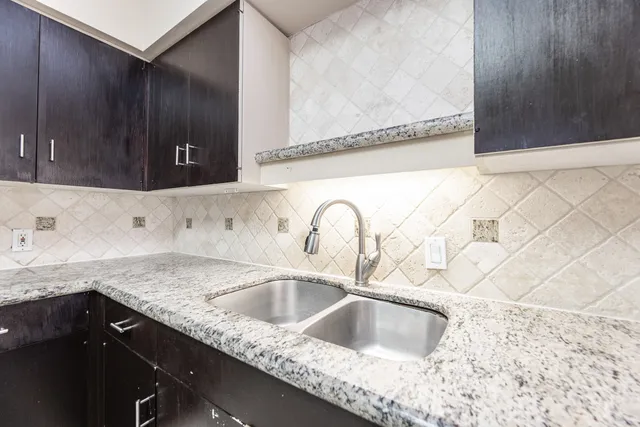 a close view of sink and tap