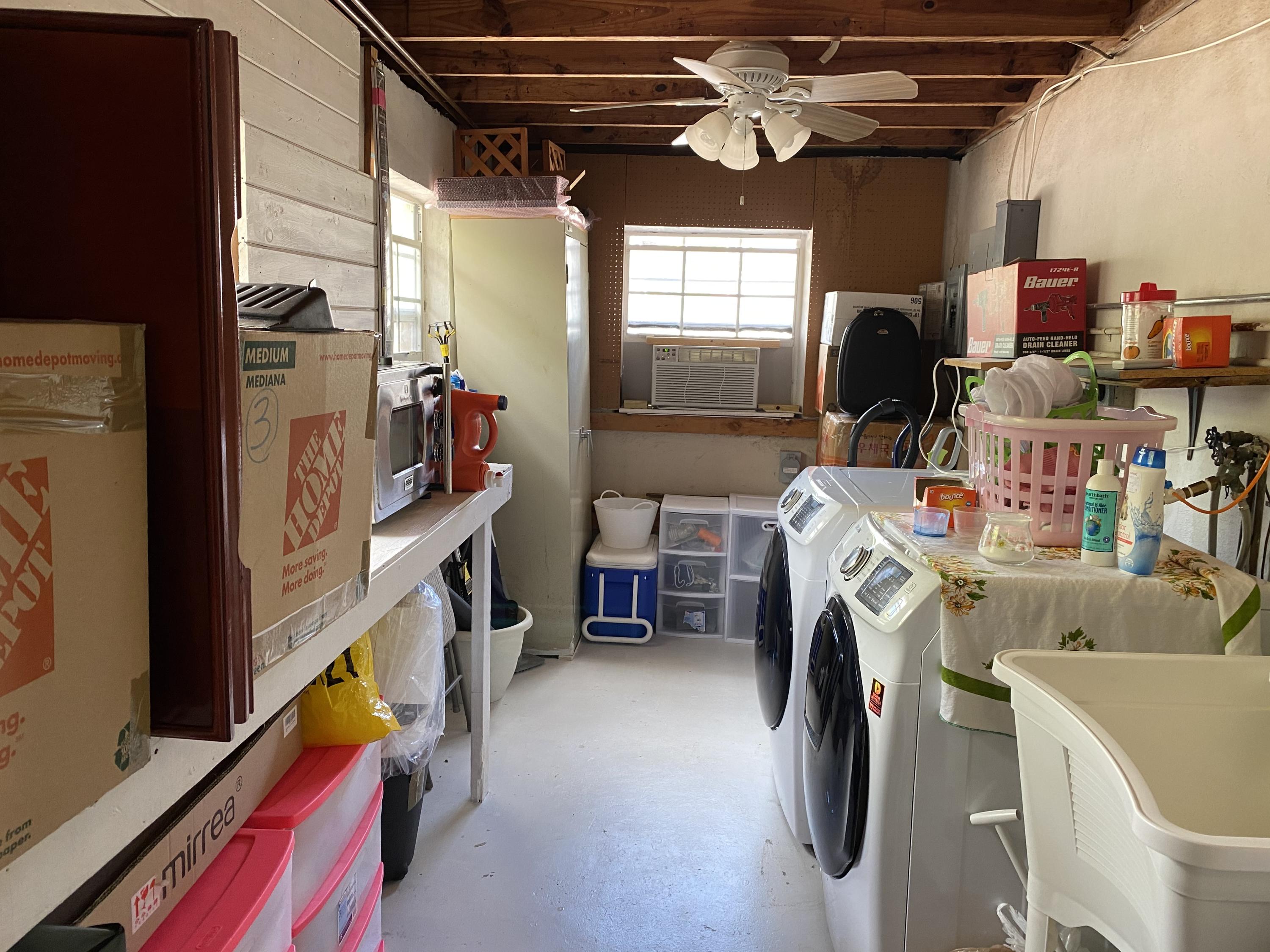 475 Northeast 37th Street Boca Raton, FL 33431 - Photo 24 of 25 Launday