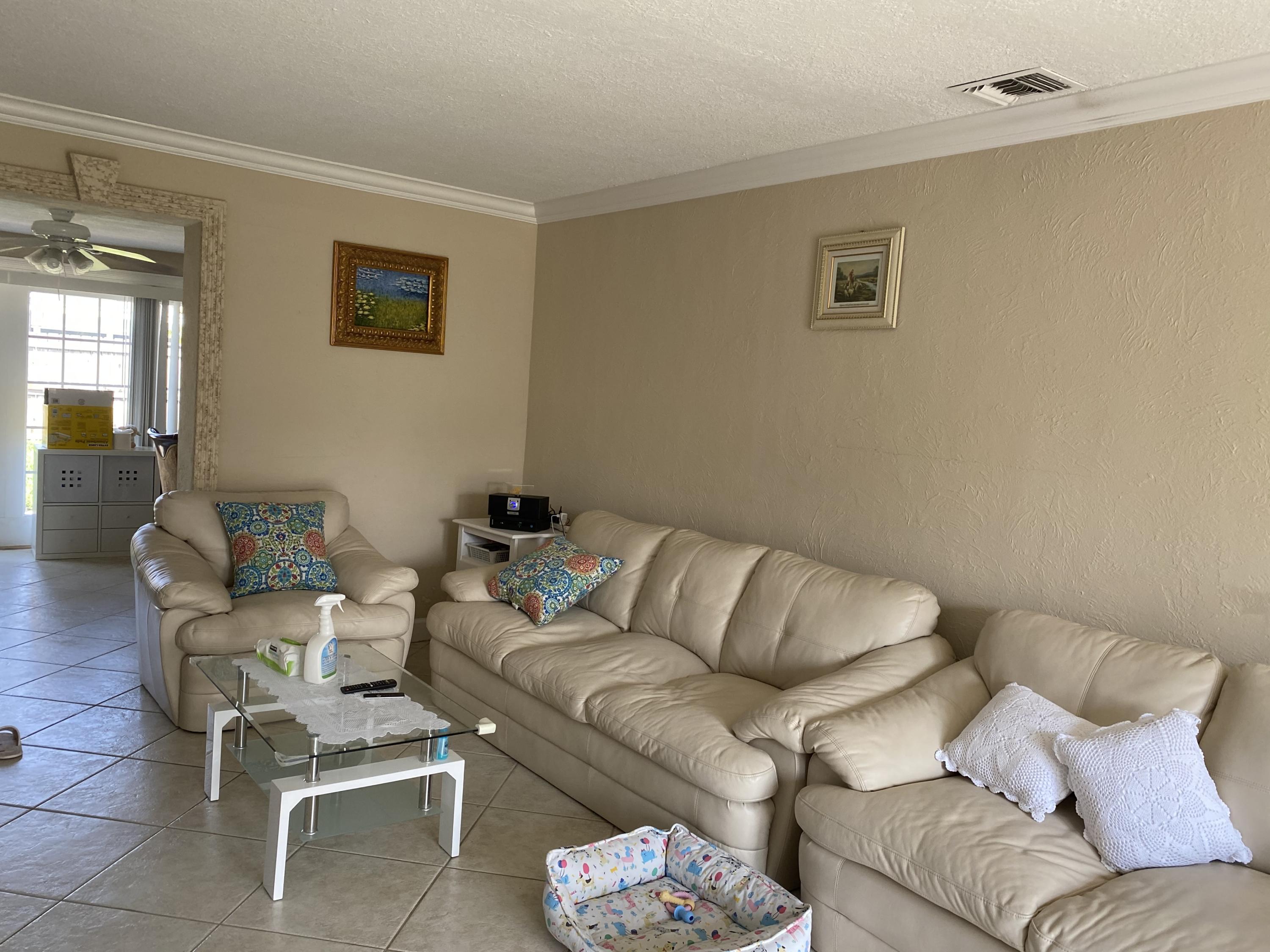 475 Northeast 37th Street Boca Raton, FL 33431 - Photo 10 of 25 Living