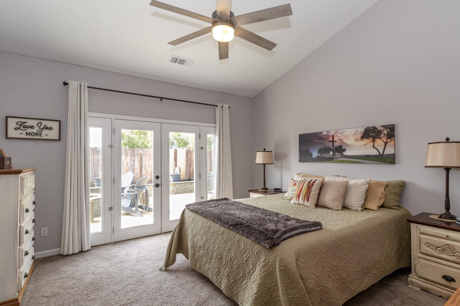 2066 Bedford Avenue Clovis, CA 93611 - Photo 14 of 35